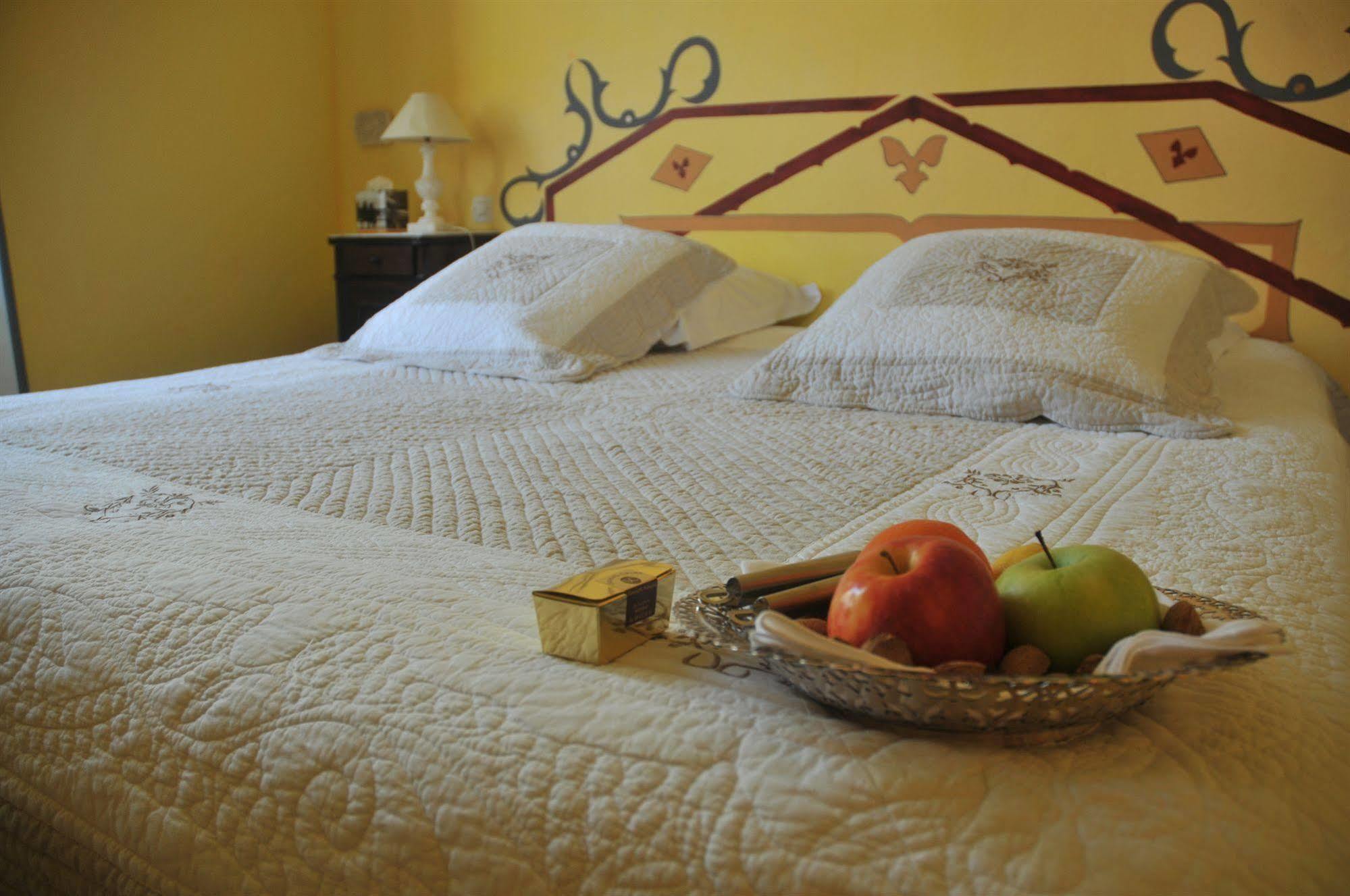 Bed and Breakfast Mas Montluzia Cascastel-des-Corbières Zewnętrze zdjęcie